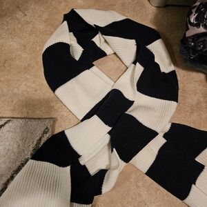 NWT lands end scarf